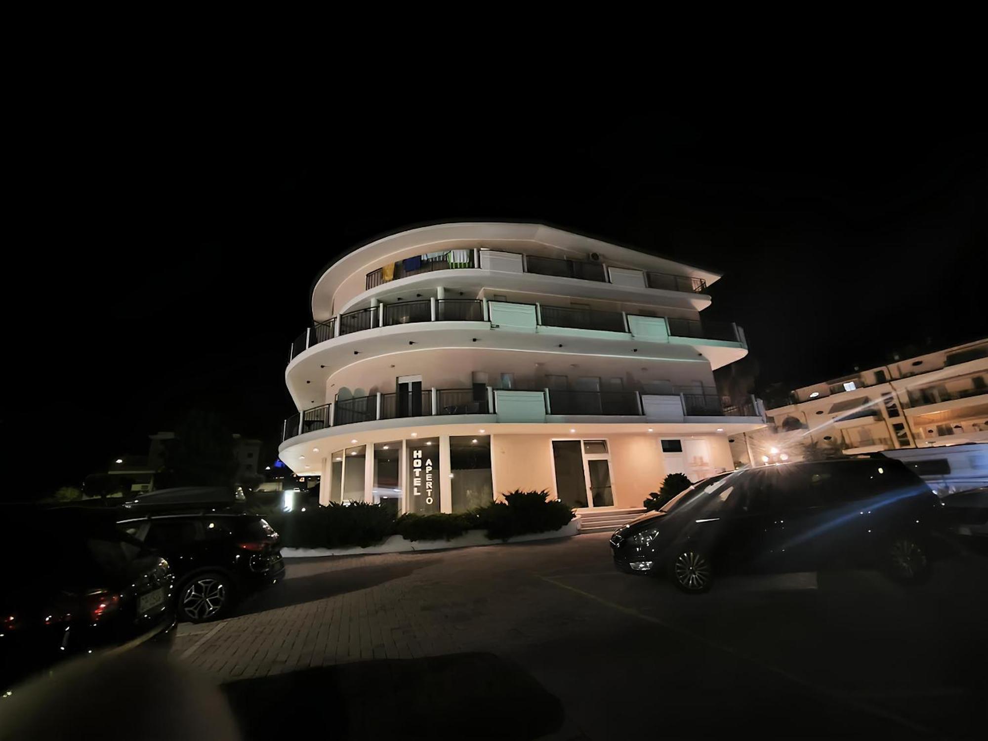 Eu Ropa Hotel Nereto Exteriér fotografie
